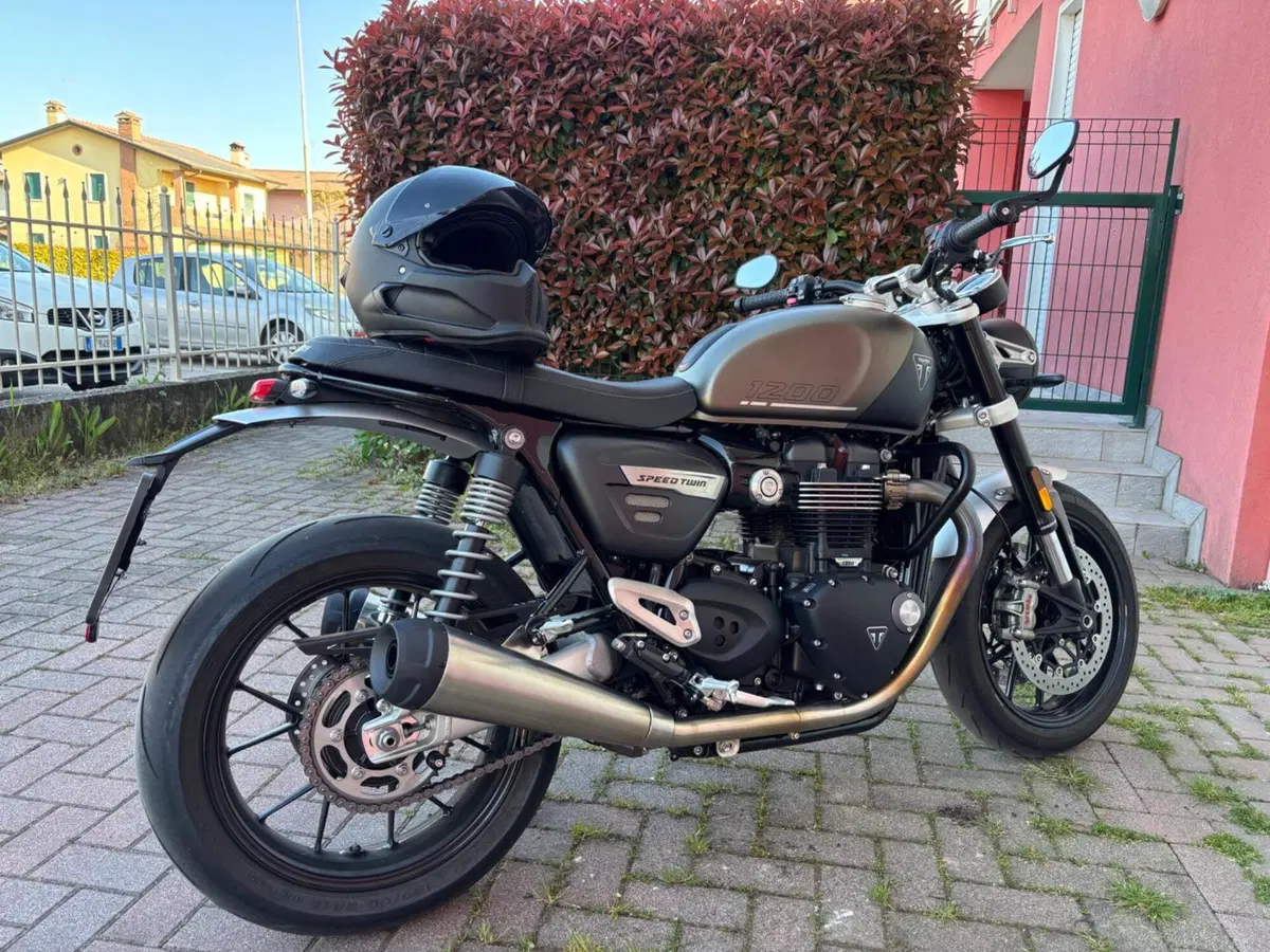 Triumph Speed Twin 1200 (2021 - 24) (4)