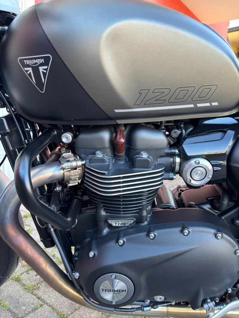Triumph Speed Twin 1200 (2021 - 24) (8)