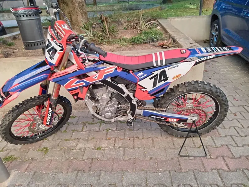Honda CRF 250R (2022)