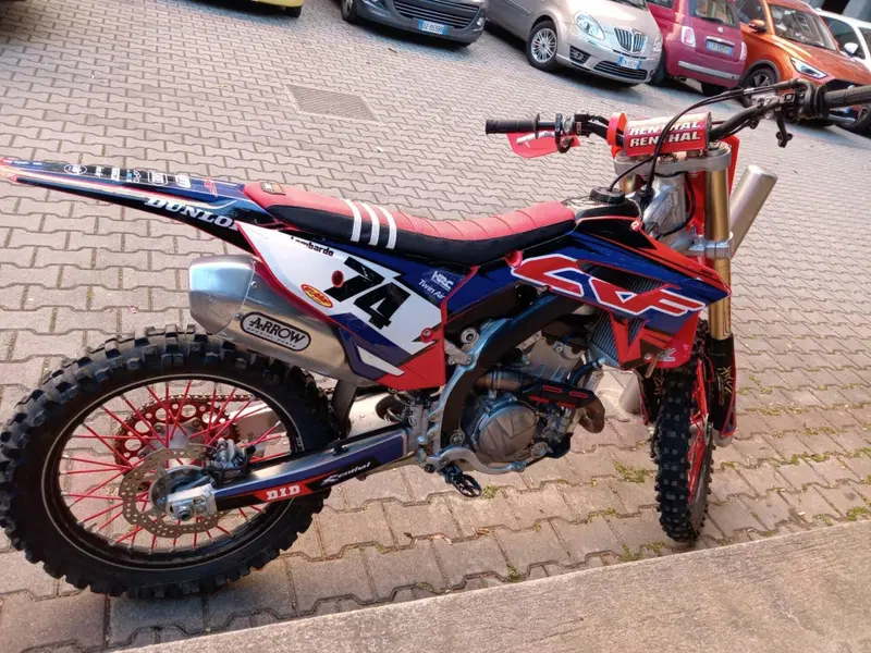 Honda CRF 250R (2022) (4)