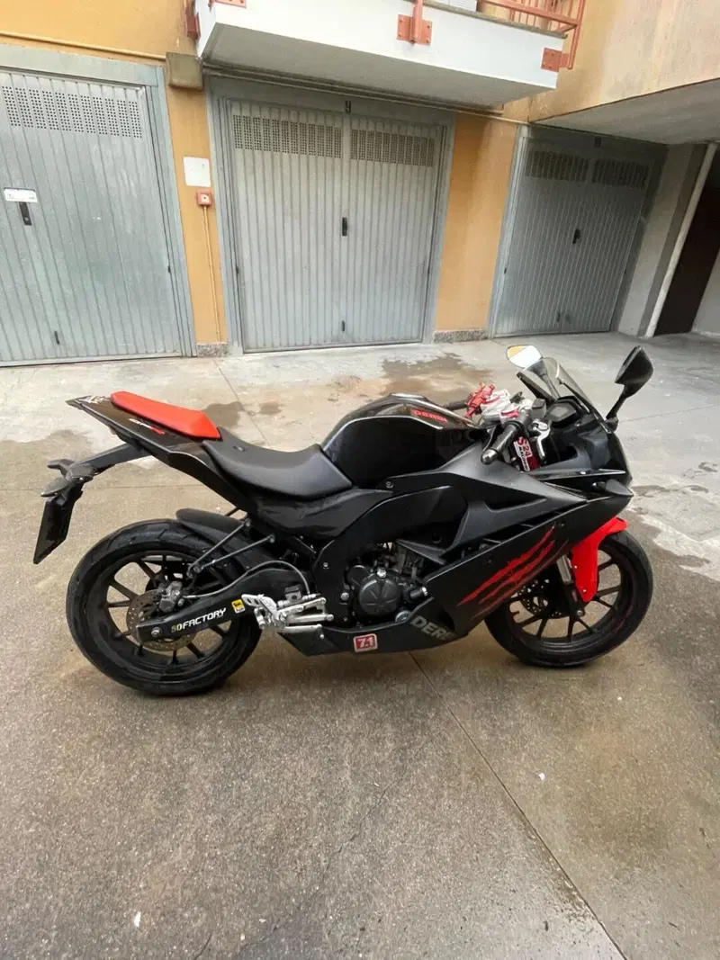 Derbi GPR 125 4t 4v (2009 - 15) (3)