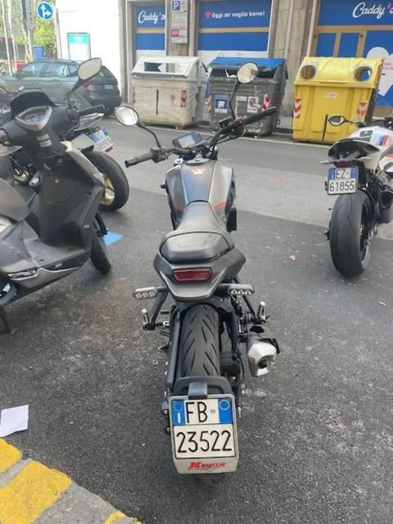 Benelli Leoncino 125 (2022 - 25) (2)