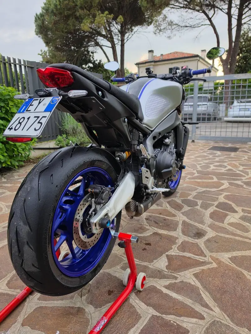 Yamaha MT-09 SP (2021 - 23) (6)