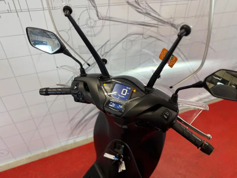 Honda SH 150i Sport (2022 - 23) (8)