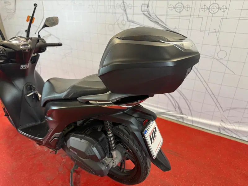 Honda SH 150i Sport (2022 - 23) (16)