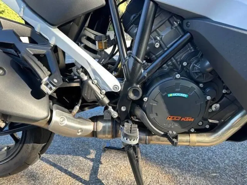KTM 1290 Super Adventure S (2022 - 25) (3)