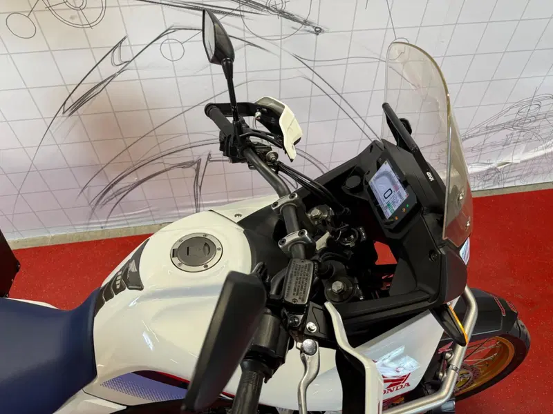 Honda Transalp XL750 (2023 - 24) (8)