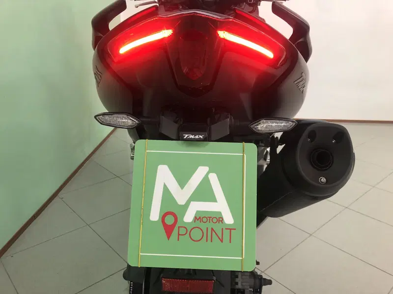 Yamaha T-Max 560 (2020 - 21) (3)