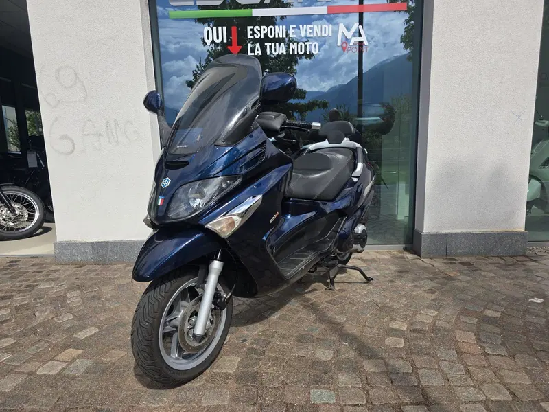 Piaggio Xevo 400 (2007 - 13) (4)
