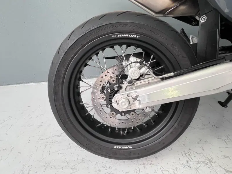 Husqvarna 701 Supermoto (2023 - 25) (14)
