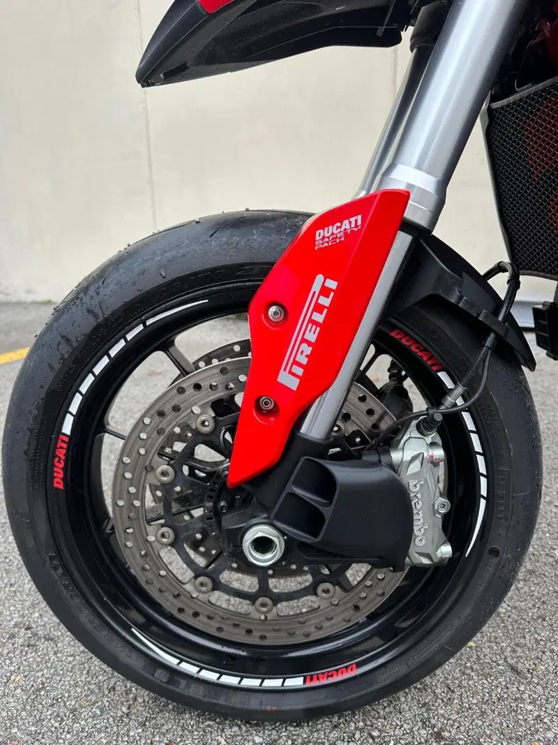 Ducati Hypermotard 821 (2013 - 15) (5)