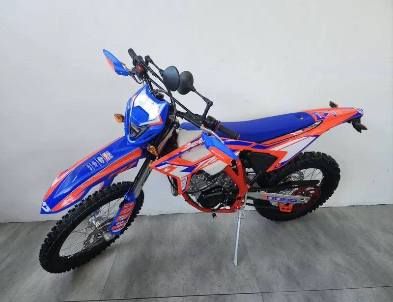 Betamotor RR 125 4T Enduro R (2024 - 26) (2)
