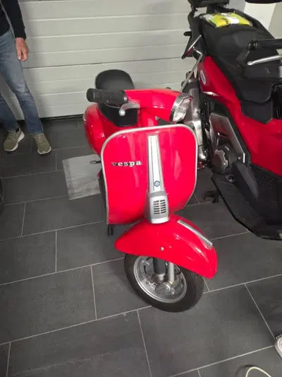 Piaggio Vespa 50 special 4 marce faro quadrato d'epoca