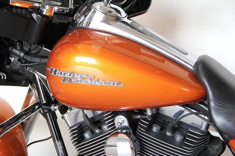 Harley-Davidson 1690 Street Glide Special (2014 - 16) - FLHX (19)