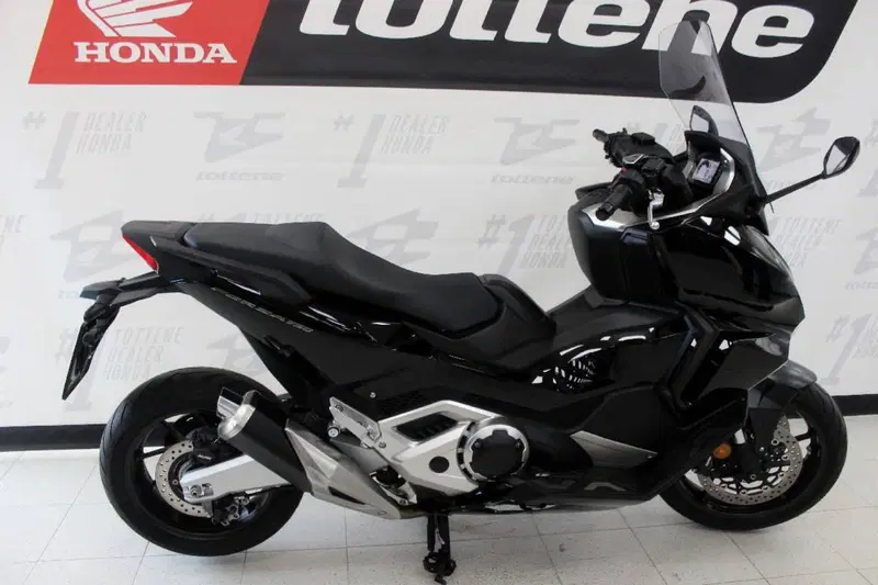 Honda Forza 750 DCT (2021 - 24) (2)