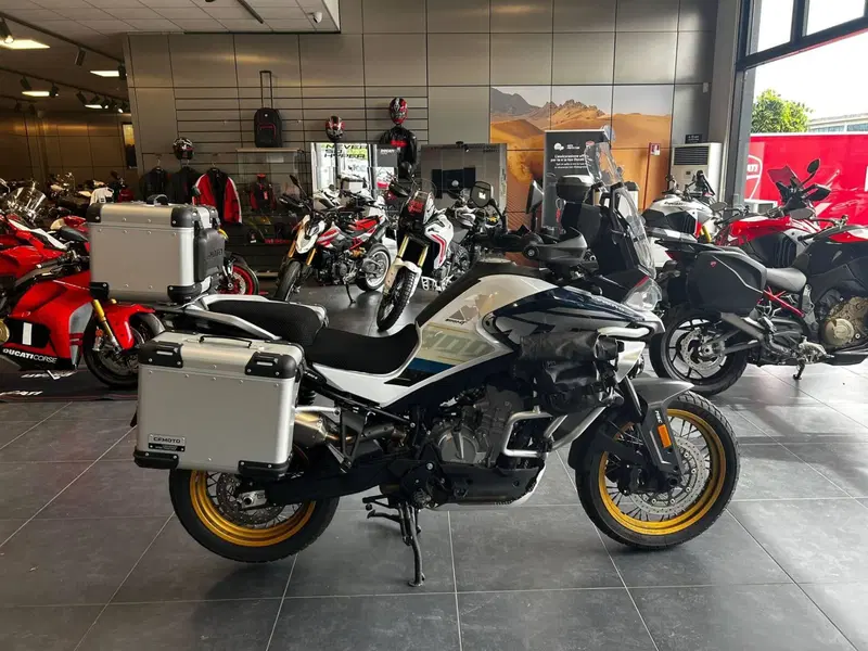 CFMOTO 800MT Explore (2023 - 26) (17)