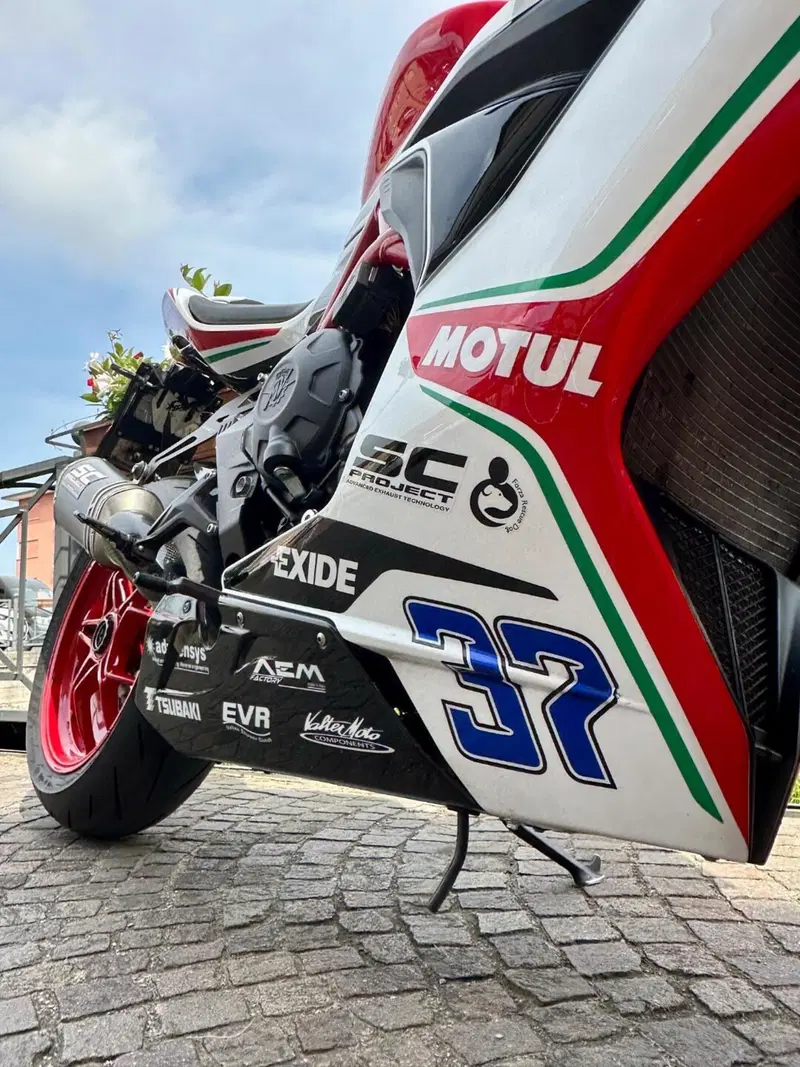 MV Agusta F3 800 RC (2018) (5)