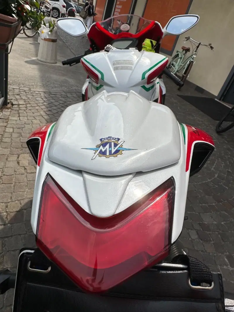 MV Agusta F3 800 RC (2018) (8)