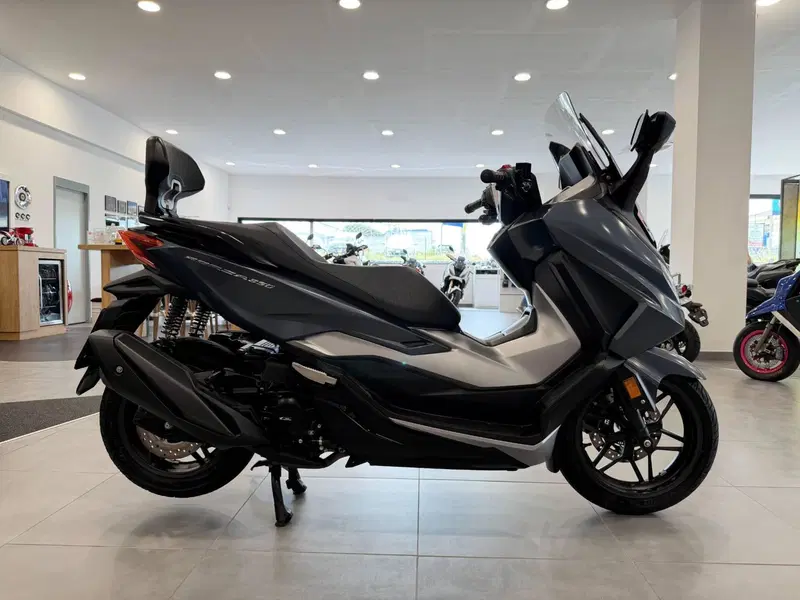 Honda Forza 350 (2022 - 24) (7)
