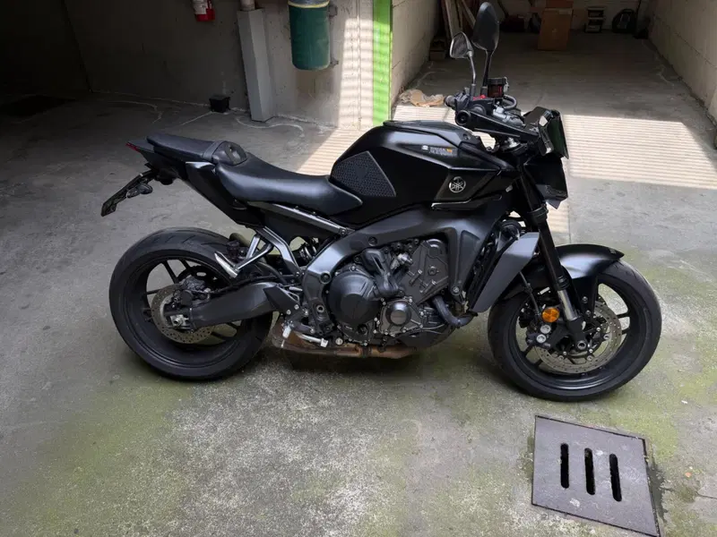 Yamaha MT-09 Y-AMT (2024 - 26)