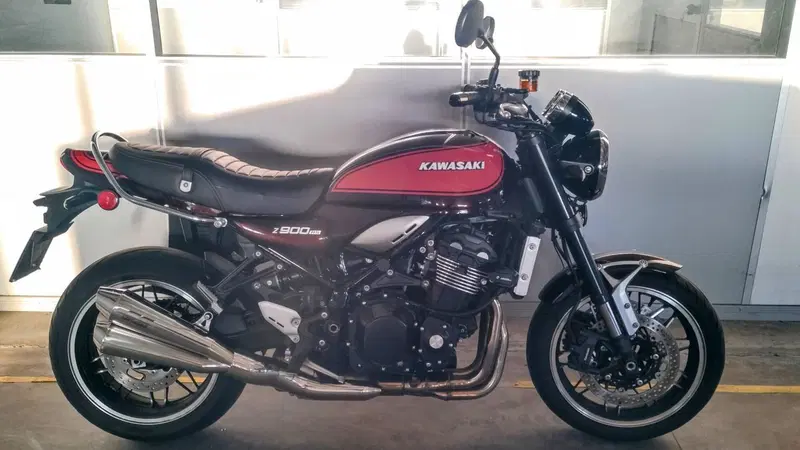 Kawasaki Z 900 RS Performance (2020) (5)