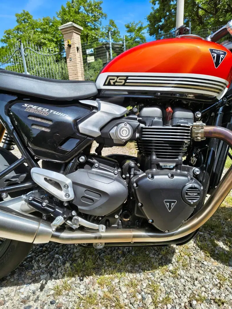 Triumph Speed Twin 1200 RS (2025 - 26) (8)