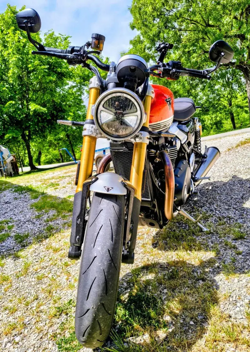 Triumph Speed Twin 1200 RS (2025 - 26) (2)