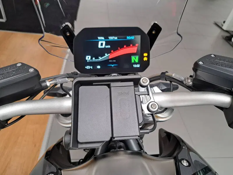 Bmw R 1250 R (2021 - 25) (5)