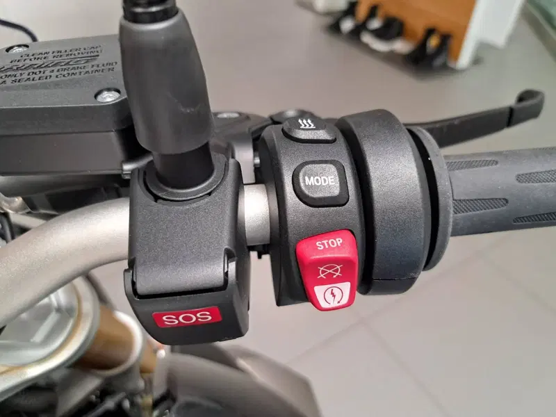 Bmw R 1250 R (2021 - 25) (8)