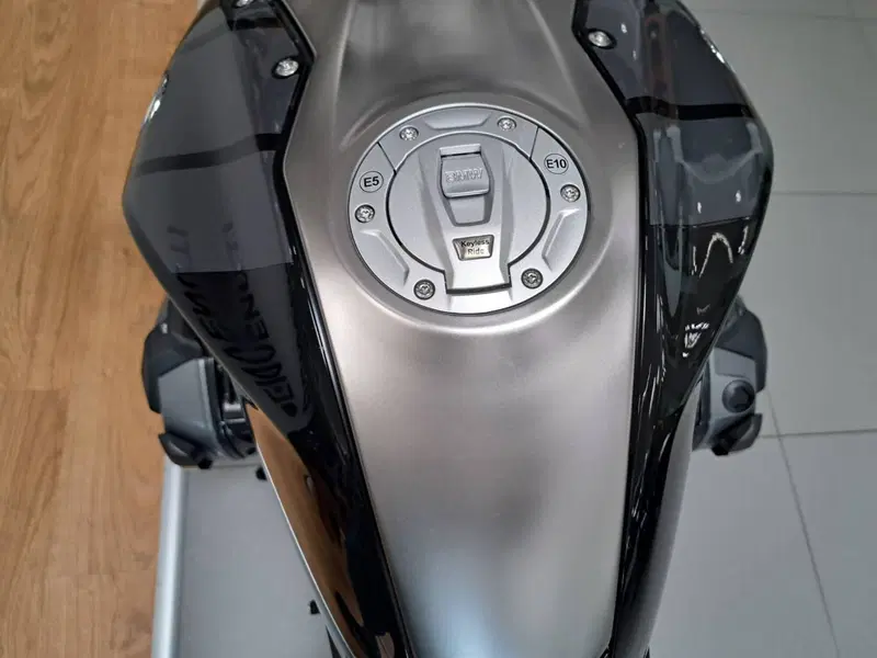 Bmw R 1250 R (2021 - 25) (9)