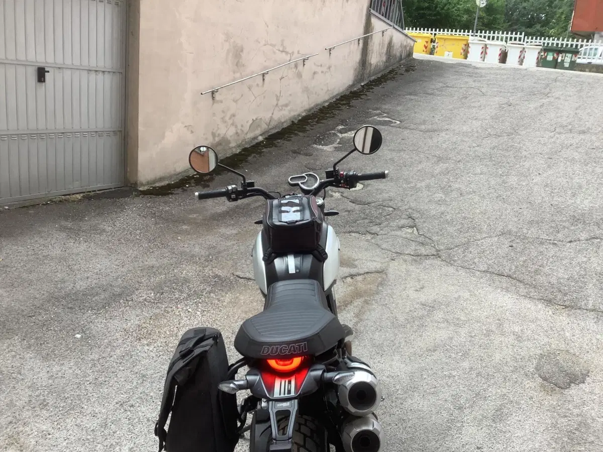 Ducati Scrambler 1100 Pro (2020 - 22) (2)