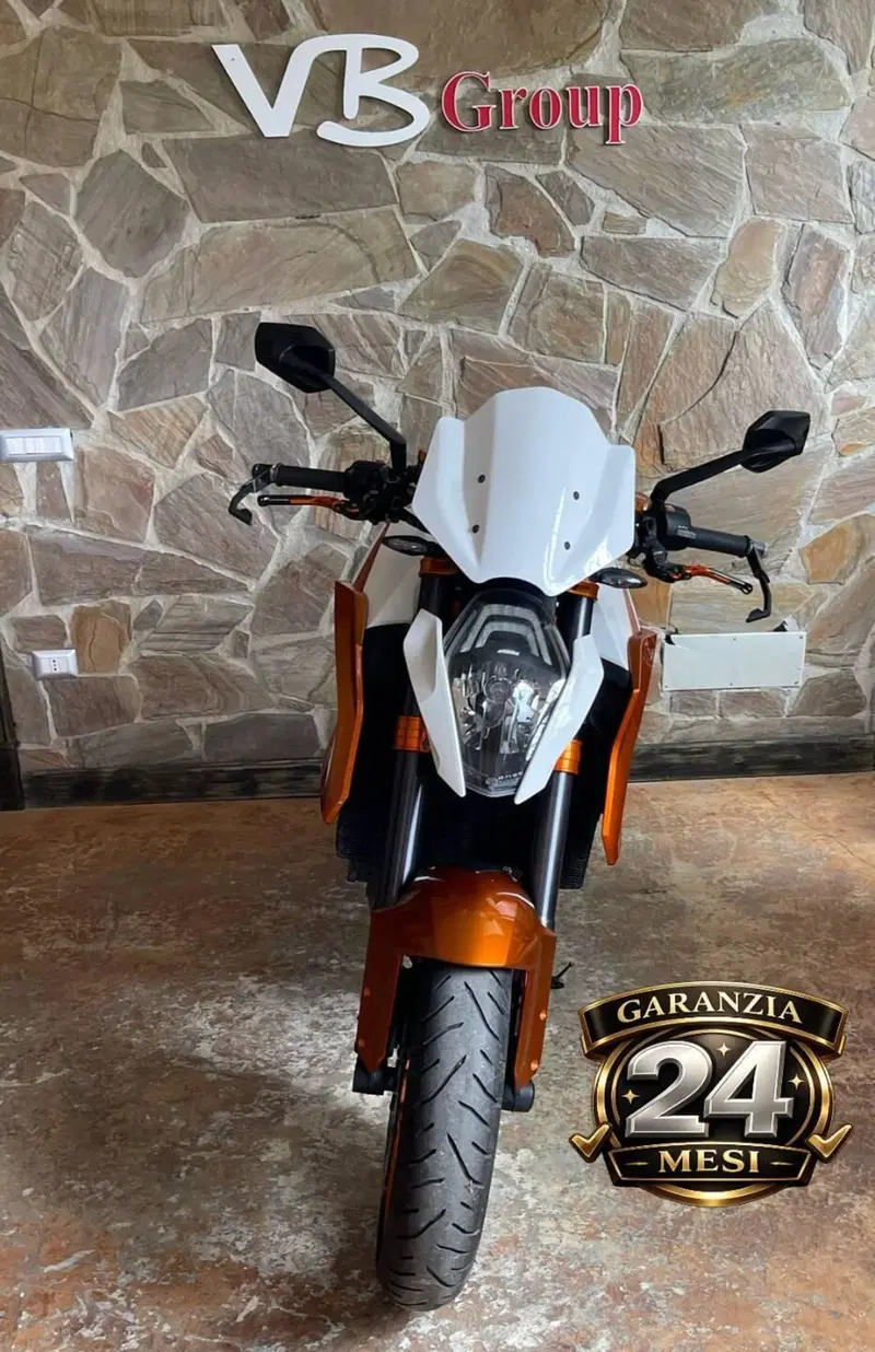 KTM 1290 Super Duke R SE ABS (2016) (2)