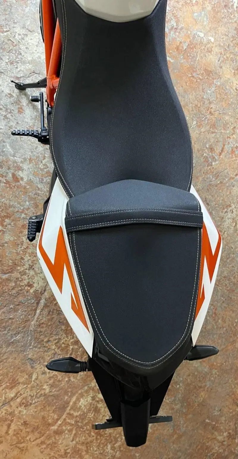 KTM 1290 Super Duke R SE ABS (2016) (20)