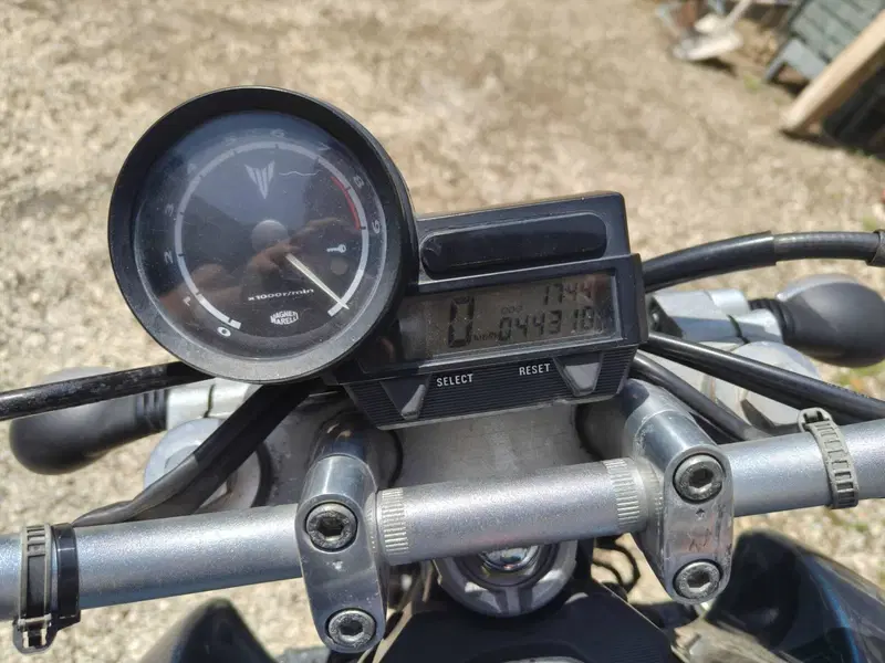 Yamaha MT-03 (2006 - 14) (8)