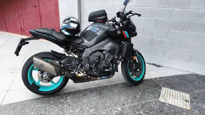 Yamaha MT-10 (2022 - 26) usata