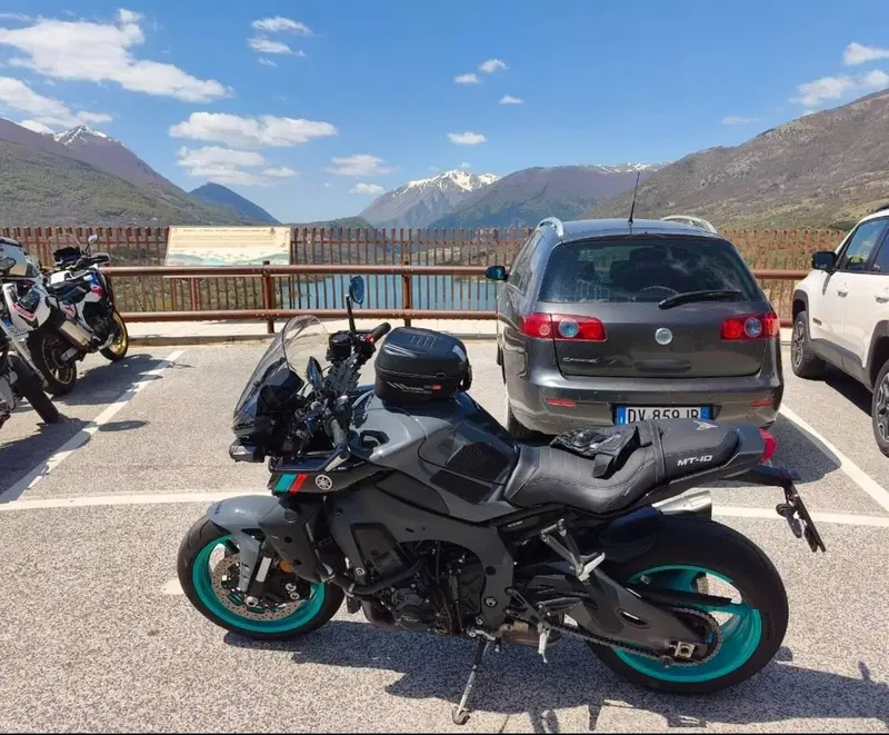 Yamaha MT-10 (2022 - 26) (2)