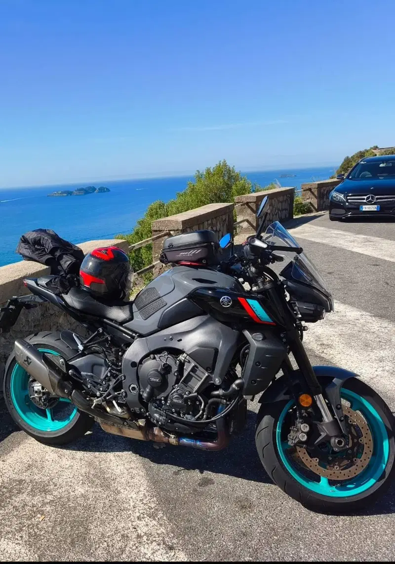 Yamaha MT-10 (2022 - 26) (3)