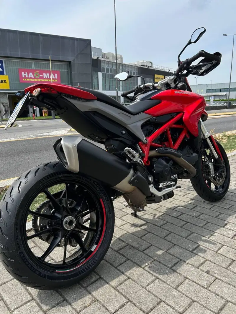 Ducati Hypermotard 939 (2016 - 18) (4)