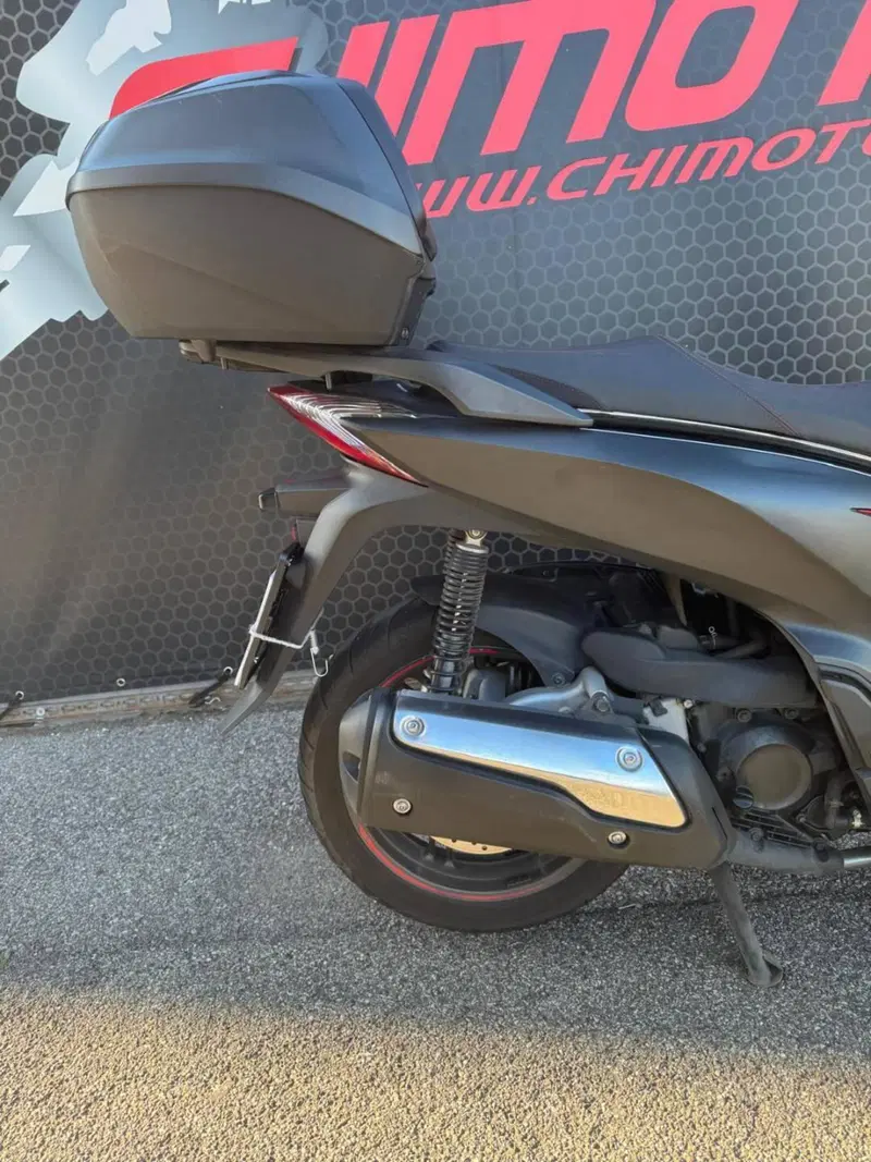 Honda SH 300 i ABS (2016 - 20) (7)