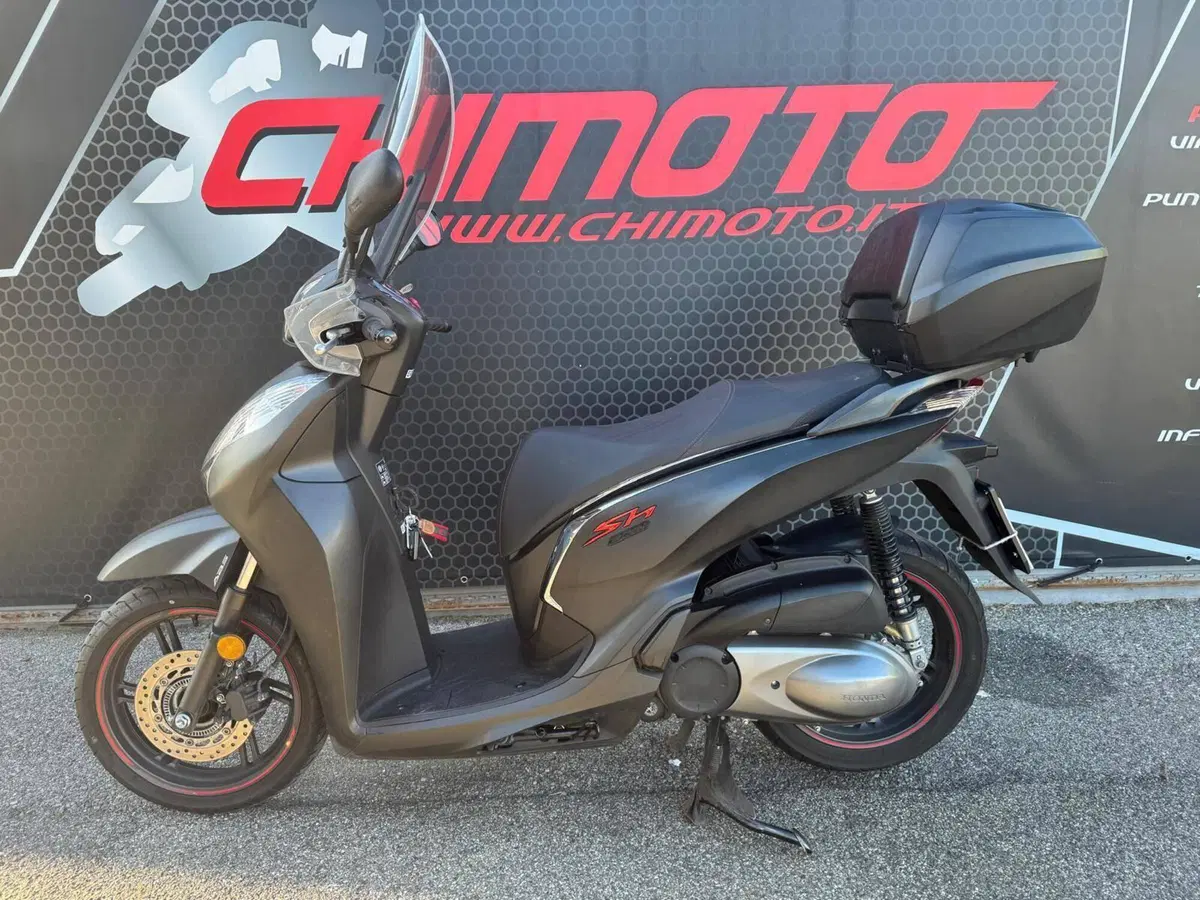 Honda SH 300 i ABS (2016 - 20) (2)