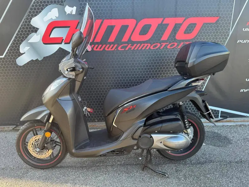 Honda SH 300 i ABS (2016 - 20) (2)