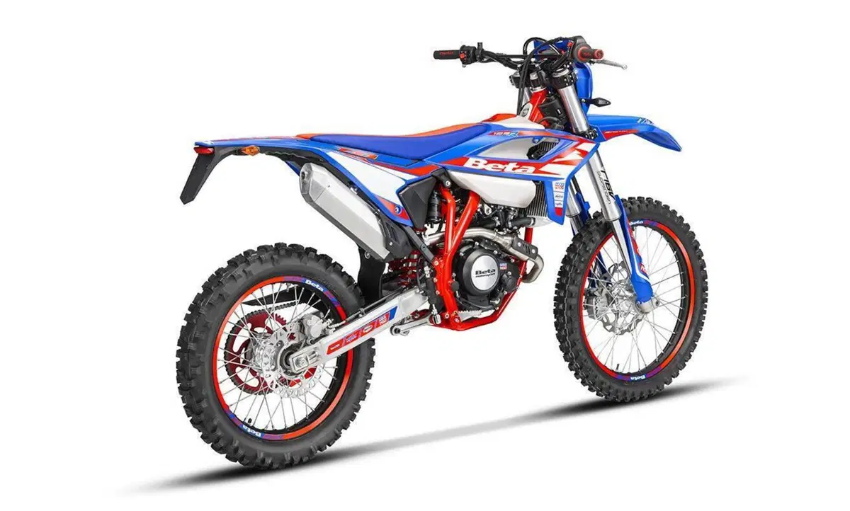 Betamotor RR 125 4T Enduro R (2024 - 26) (3)