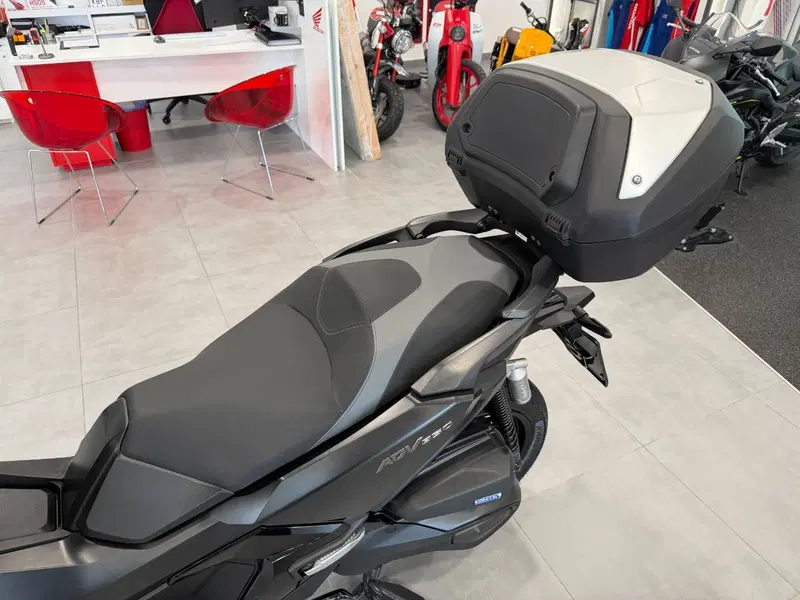 Honda ADV 350 (2022 - 24) (11)