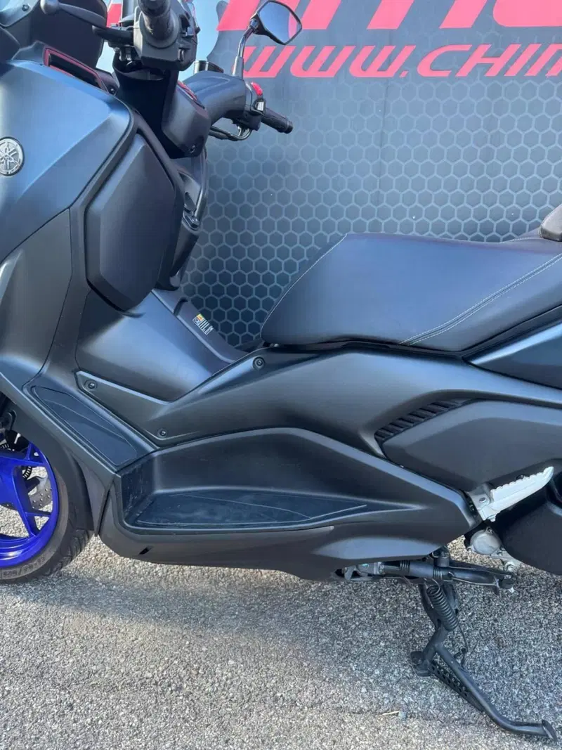 Yamaha X-Max 300 (2021 - 24) (9)