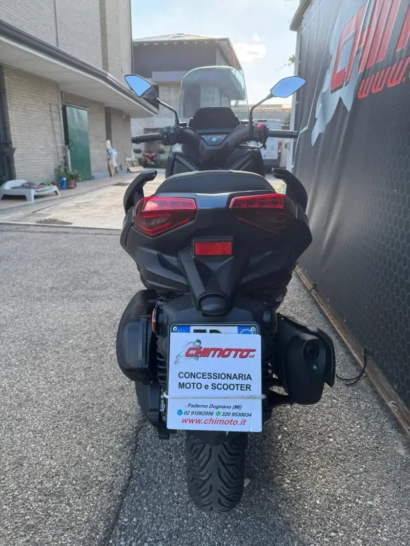 Yamaha X-Max 300 (2021 - 24) (14)