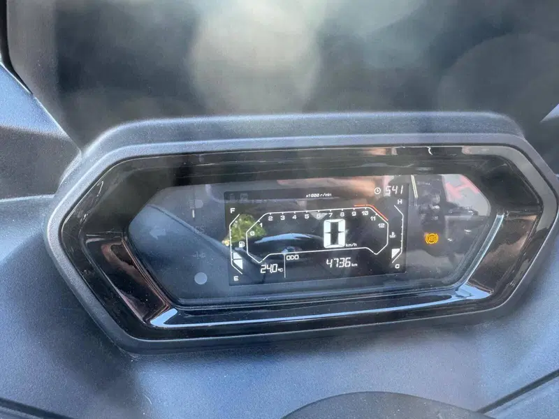 Yamaha X-Max 300 (2021 - 24) (15)