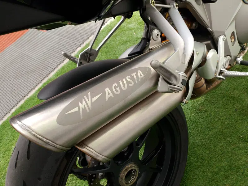 MV Agusta Brutale 910 R (2006 - 11) (7)