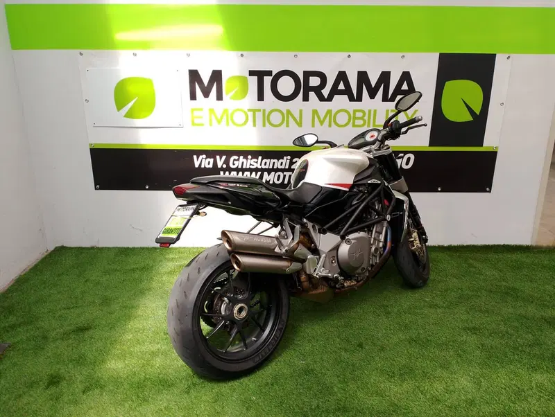 MV Agusta Brutale 910 R (2006 - 11) (4)
