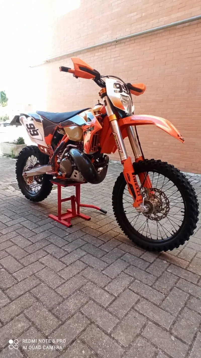 KTM 300 EXC E Six Days (2012) (2)