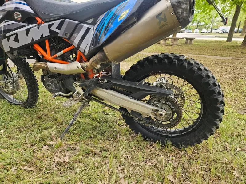 KTM 690 Enduro R (2012 - 17) (2)